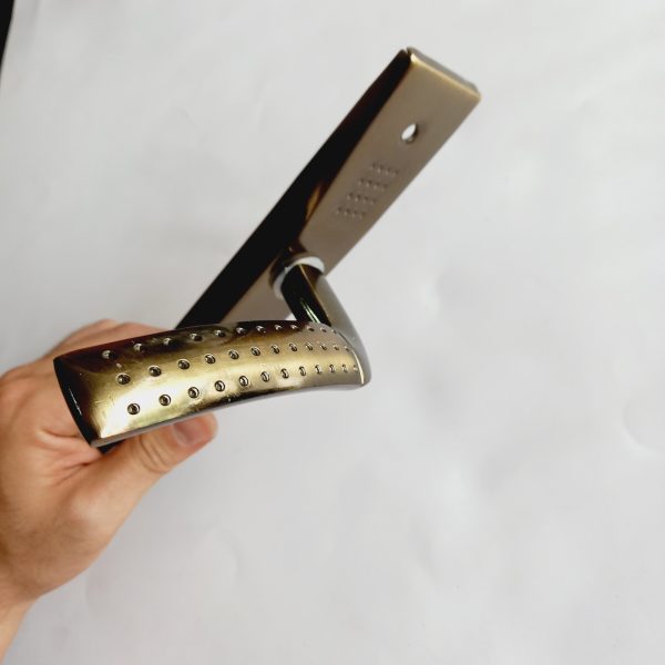 مجموعه کامل دستگیره زیتونی و قفل و سیلندر قفل در چوبی سوییچی مخصوص درب های ورودی - Image 8