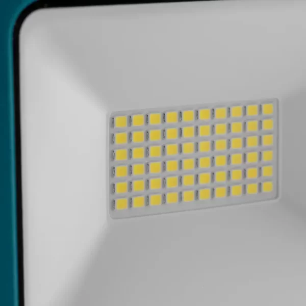 پروژکتور شارژی 20ولت 2000 لومن رونیکس مدل 8607 - Image 7