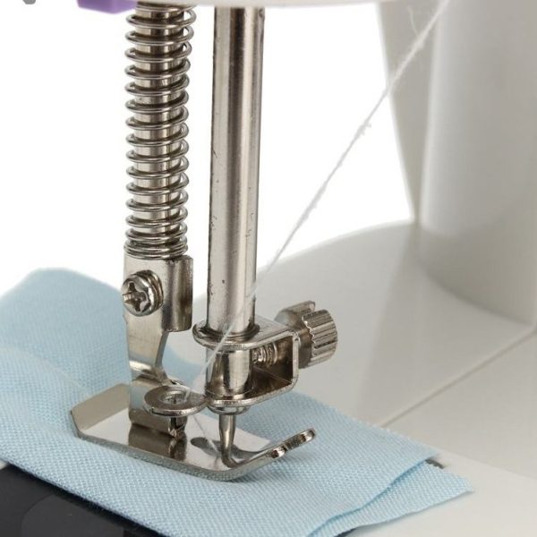 چرخ خیاطی مینی اورجینال مدل SM202A | مینی چرخ خیاطی برقی و باتری خور قابل حمل - Image 6